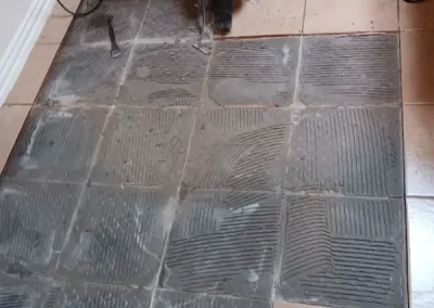 Reliable tile setter